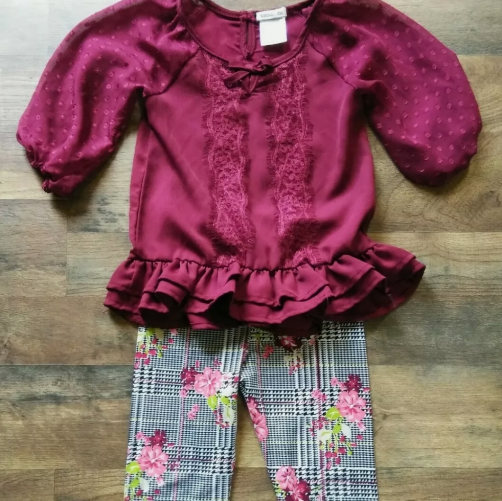Forever Me Outfit Girl's Size: 4T